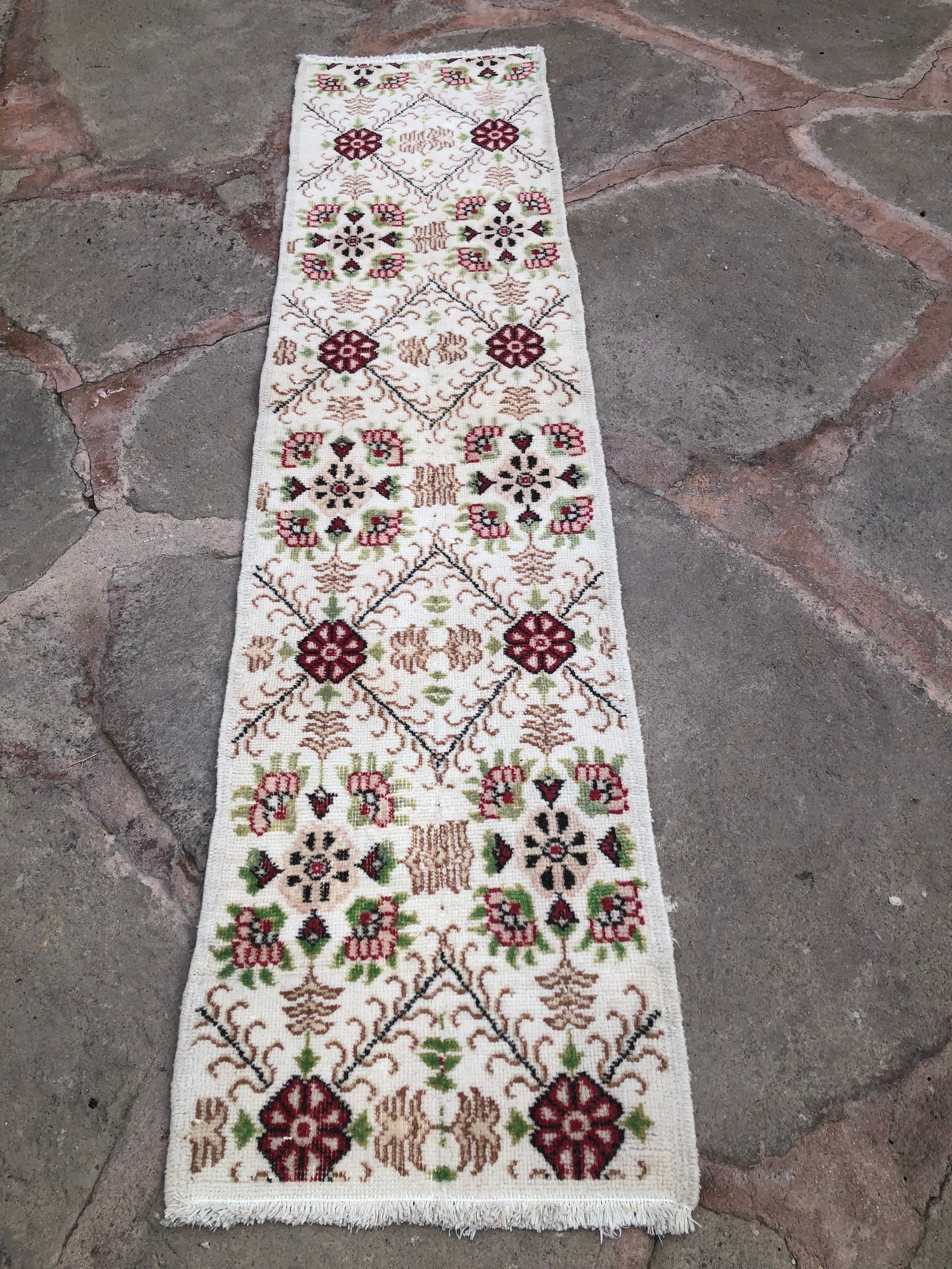 Oushak Runner Rug: Turkish Patchwork Hallway Rug (1’8x6’8)