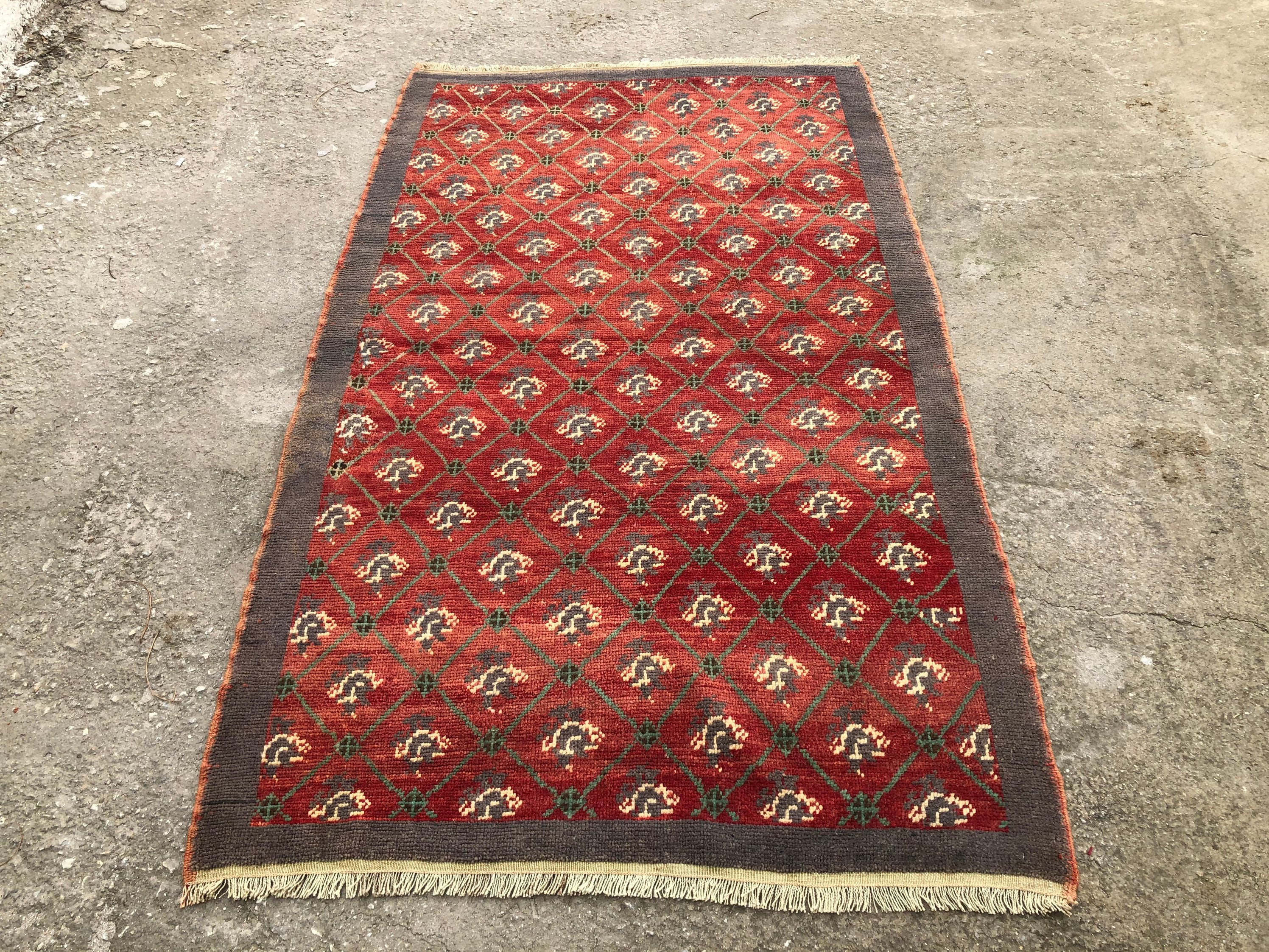 Handmade Vintage Oushak Rug: Turkish Wool Carpet (3.10x6.5)