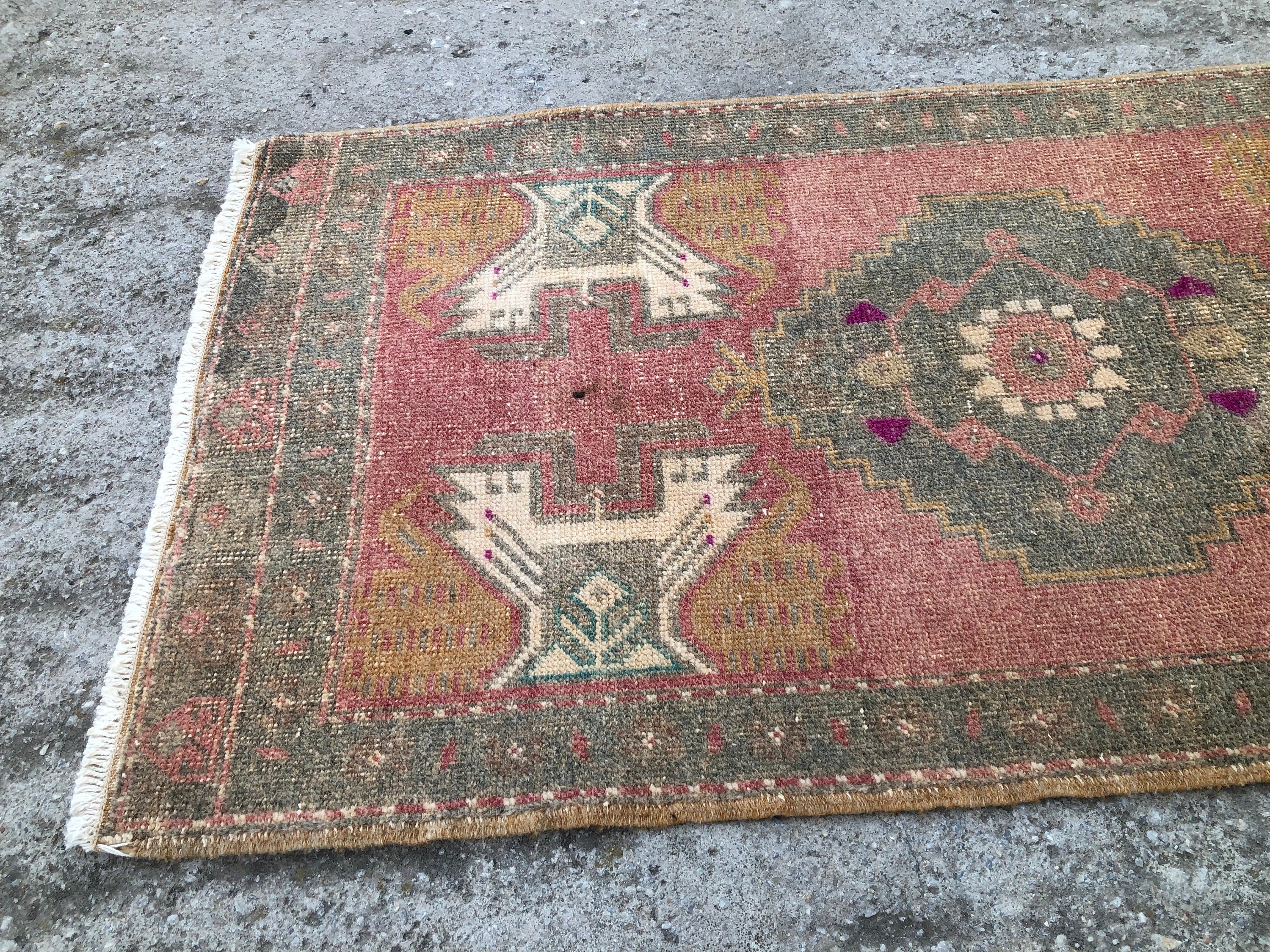 Small Vintage Turkish Rug: Oushak Bath Rug (1’9 x 3’7 feet)