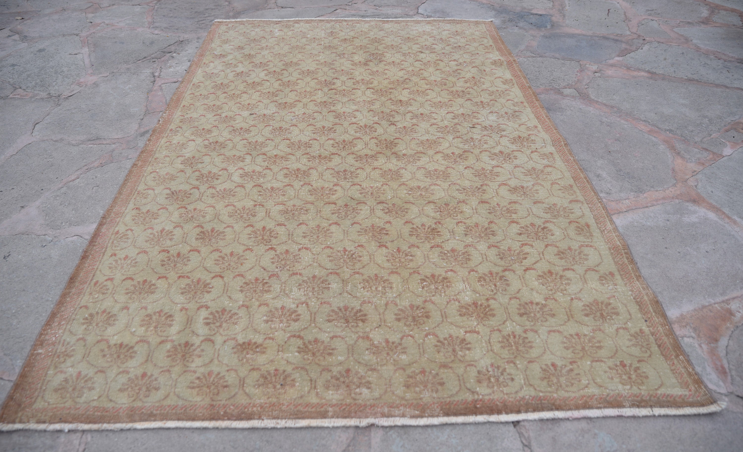 Vintage Handwoven Oushak Rug: Turkish Anatolian Carpet, 6'4x9'7