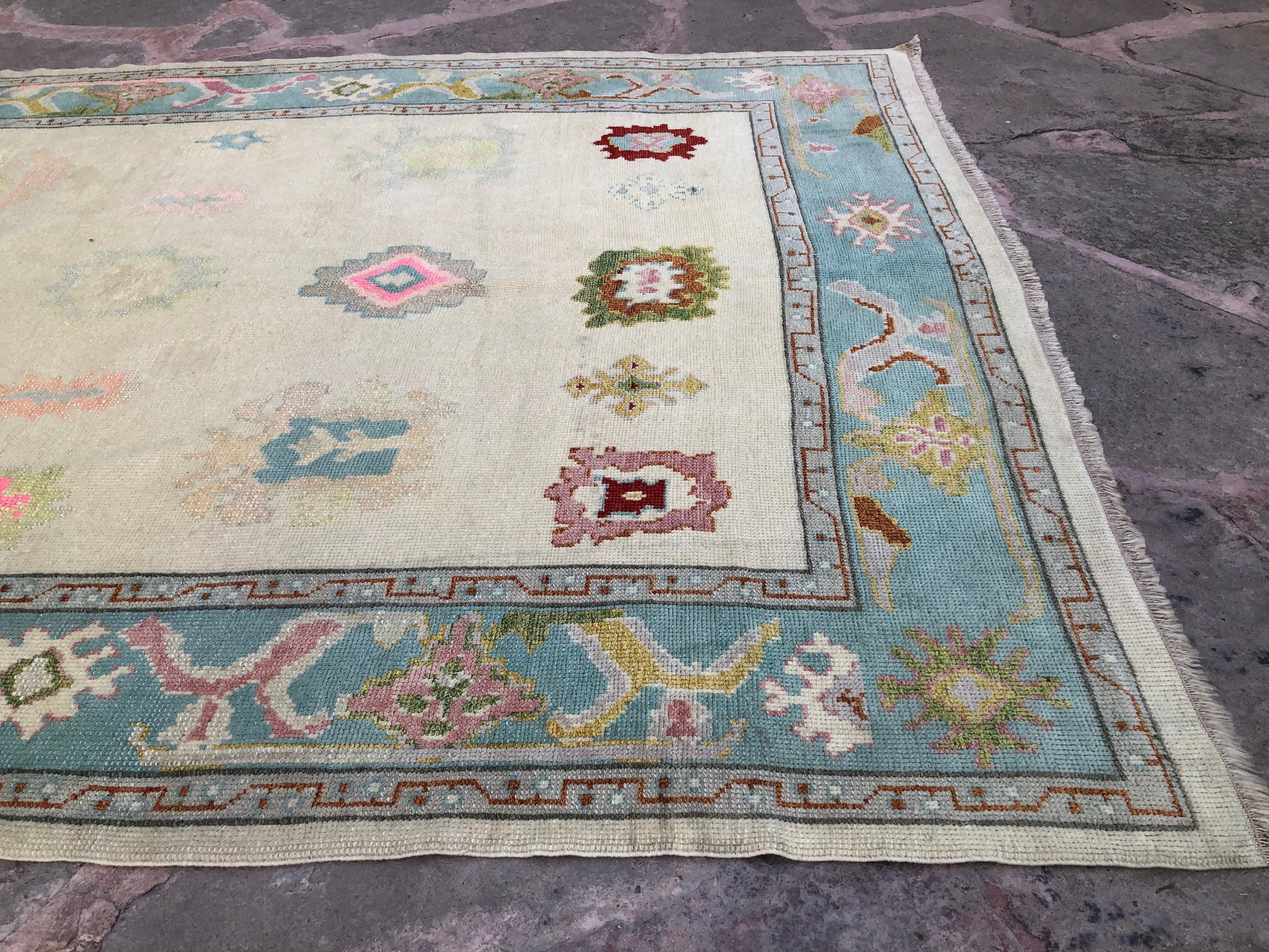 Vintage Turkish Oushak Rug: Bohemian Wool Area Rug