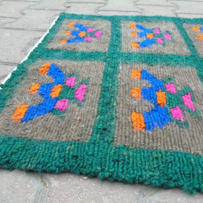 Green Small Turkish Rug, Bedside Rug, Entry Rug, Door Mat Rug, Desk Rug, Gift Idea, Tribal ethnic Rug, Decorative Rug, 1’8 x 4’4 / 57 x135cm