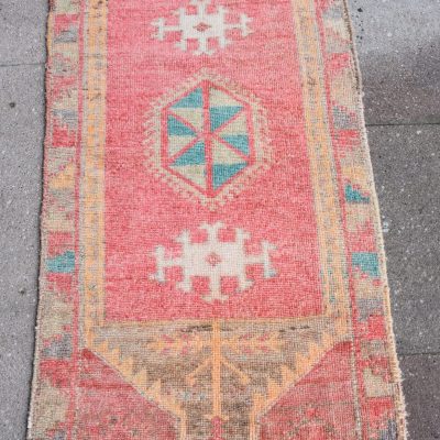 Small Oushak Rug, Vintage Turkish Yastik Rug, Anatolian Door Mat Rug, Shoe Mat, Drape On Chair, Oriental Small Rug, Yastik Rug, 1’8×3’7 rugs