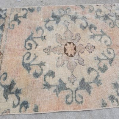 oushak runner rug / oushak runner rug / pastel colored runner rug / turkish runner rug / oriental vintage runner rug/ medallion runner rug