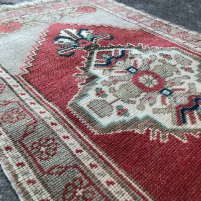 Home Decor Oushak Small Rug, Anatolian Vintage Small Rug, Oriental Bedside Rug, Coffee Table Oriental Mat, Seat Cover, Bath Rug, 1’10×3’0