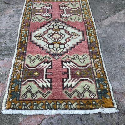 Small oushak rug, turkish rugs, rugs, door mat rug, entry way rug, Turkish small  rug, vintage oushak rugs, vintage  small rug, 1’10×3’4