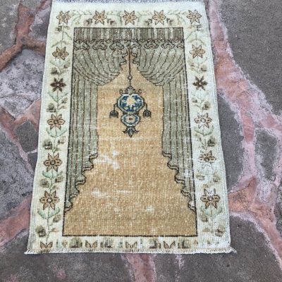 turkish prayer rug, vintage tribal prayer turkish rugs, old prayer handmade turkish rugs, wool turkish unsual prayer rugs, low pile rug,