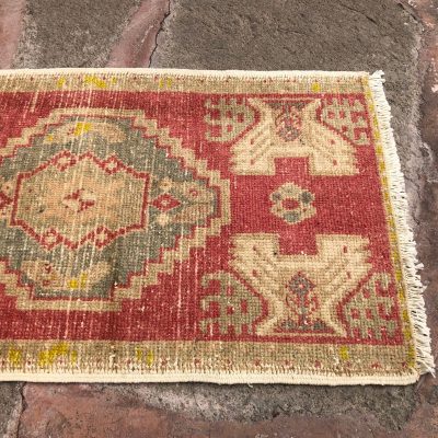 Bedside Rug, Vintage Small Rug, Decorative Small Rug, Turkish Yastik, Turkish Small Rug, handmade mini rug, door mat rug, bathroom 1’8x 2’10