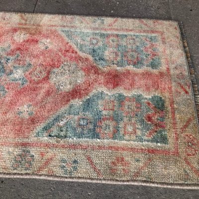 Turkish Rug / Vintage Small Rug / Small Oushak Rug / Oriental Small Rug / Bed Side Small Rug / Bathroom Rug / Powder Room Rug / Entry Rug