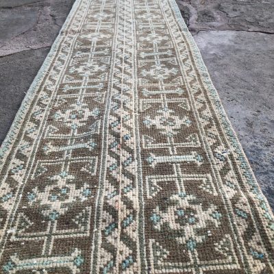 Runner Rug/ Vintage Runner Rug/ Oushak Runner Rug/ Turkish Rug Runner/ Handmade Runner/ Entrance Runner/ 1’7×9’9 ft/ Kitchen Runner/ Rugs