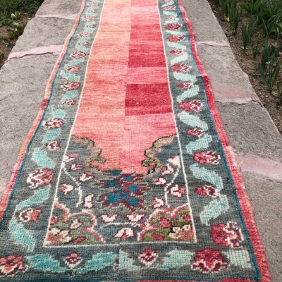 Runner rug/ turkish vintage runner/ vintage rug runner/ 1’10×7’2 ft/ oushak runner/ decorative runner/ handmade runner rug/ runner anatolian