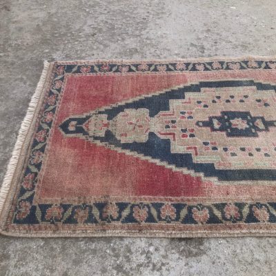 Home Decor Rug, Vintage Handwoven Rug, Yastik, Kitchen Rug, Interior Design,Small Turkish Door Mat Rug, 1’9 x3’9 Tribal Ethnic Turkish Rug,