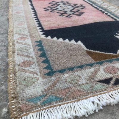 Oushak Small Rug, Oushak Distressed Small Oushak Rug, Vintage Turkish Small Oushak Rug, Vintage Bedside Rug, Oushak Door Mat Rug, 1’7×3’1