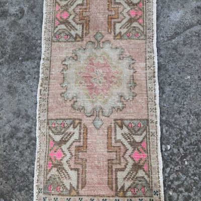 Door Mat Oushak Rug, Small Oushak Rug, Vintage Small Area Rug, Turkish Small Oushak Rug, Small Vintage Turkish Oushak Rug,