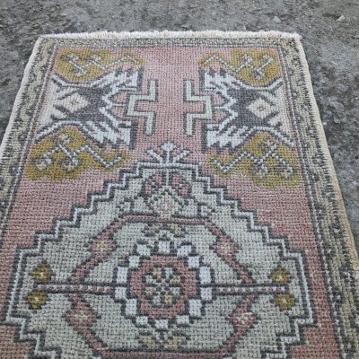 Oushak vintage rug/ front door rug/ entry rug/ Turkish small rug / door mat rug/ bathroom rug/ bedside rug /Bohemian small rug